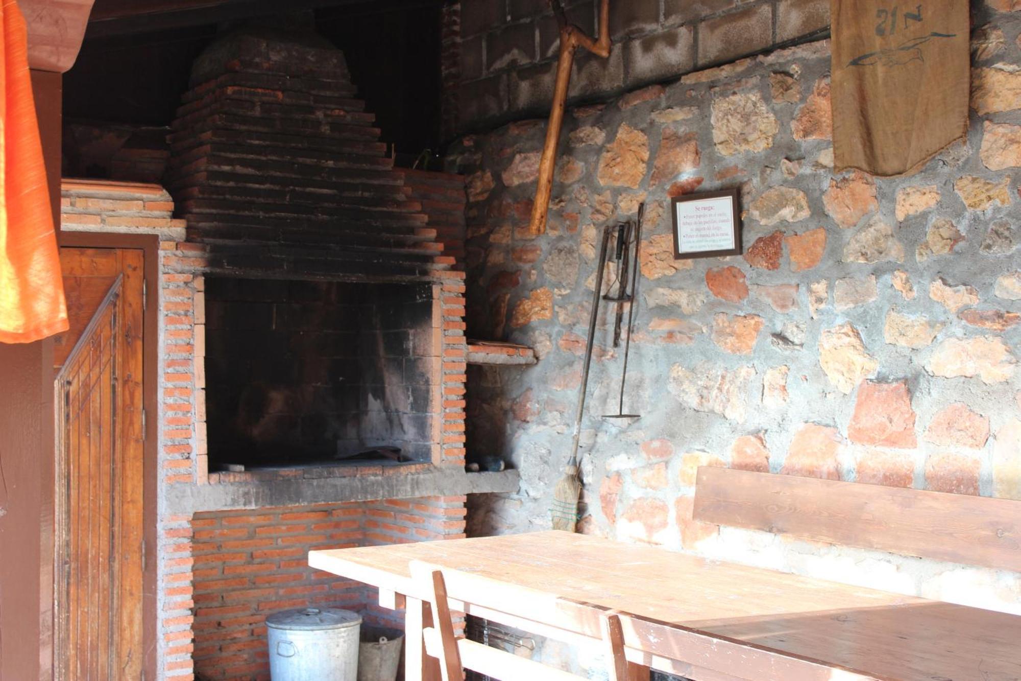 La Chimenea De Soria I Y I I Guest House Espeja de San Marcelino Exterior photo